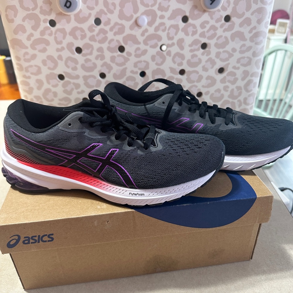 Asics GT 1000 Women’s Size 9.5 US Running Shoes Black/Orchid